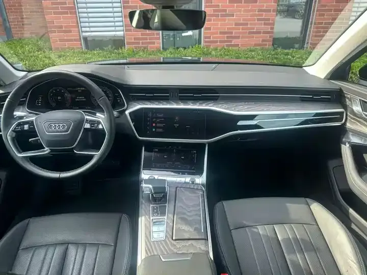Audi A6 (Imported) 2024 allroad quattro 55 TFSI Exclusive Off-road Model 5