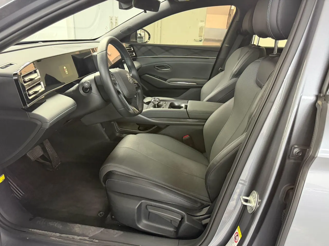 BYD 2024 Qin L DM-i 1.5 stepless 80KM leading automatic gear 4