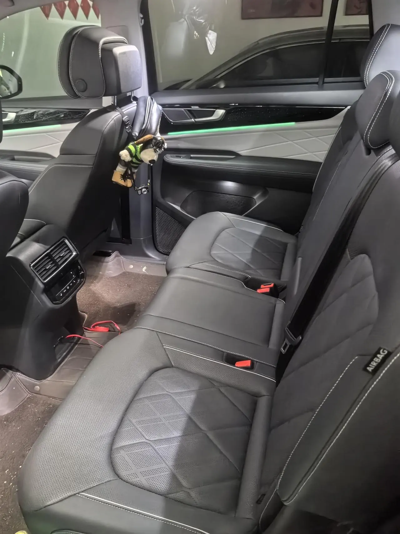 Volkswagen 2024 Tuang 2.0TSI 380TSI four-wheel drive Longyao version automatic gear 5