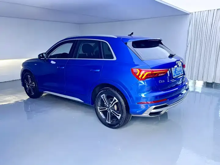 Audi Q3 2022 35 TFSI Fashion Dynamic 4