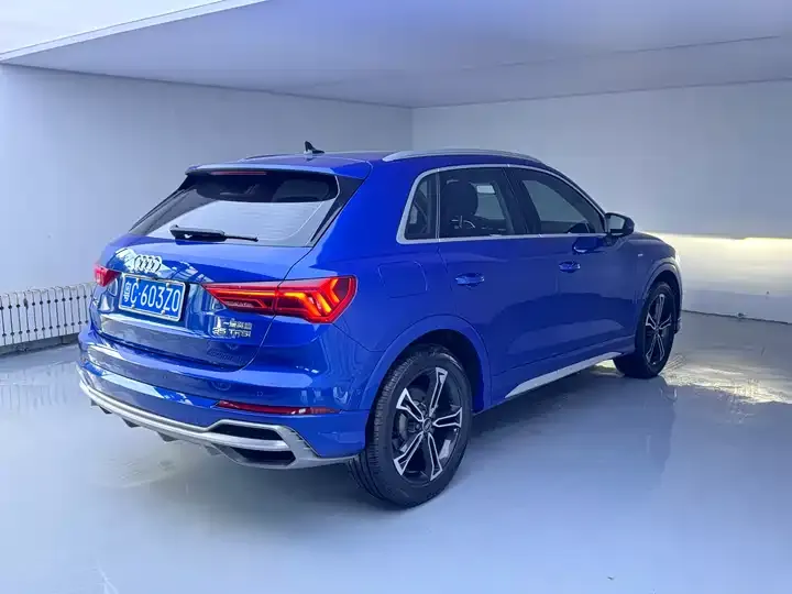 Audi Q3 2022 35 TFSI Fashion Dynamic 6