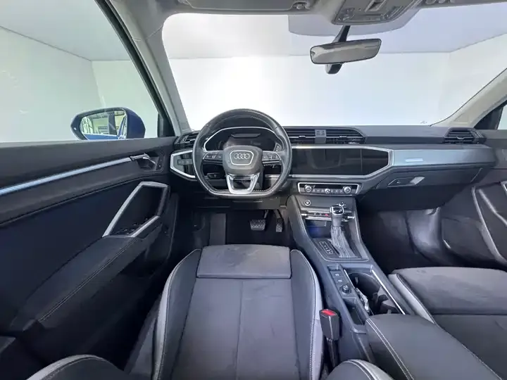 Audi Q3 2022 35 TFSI Fashion Dynamic 7