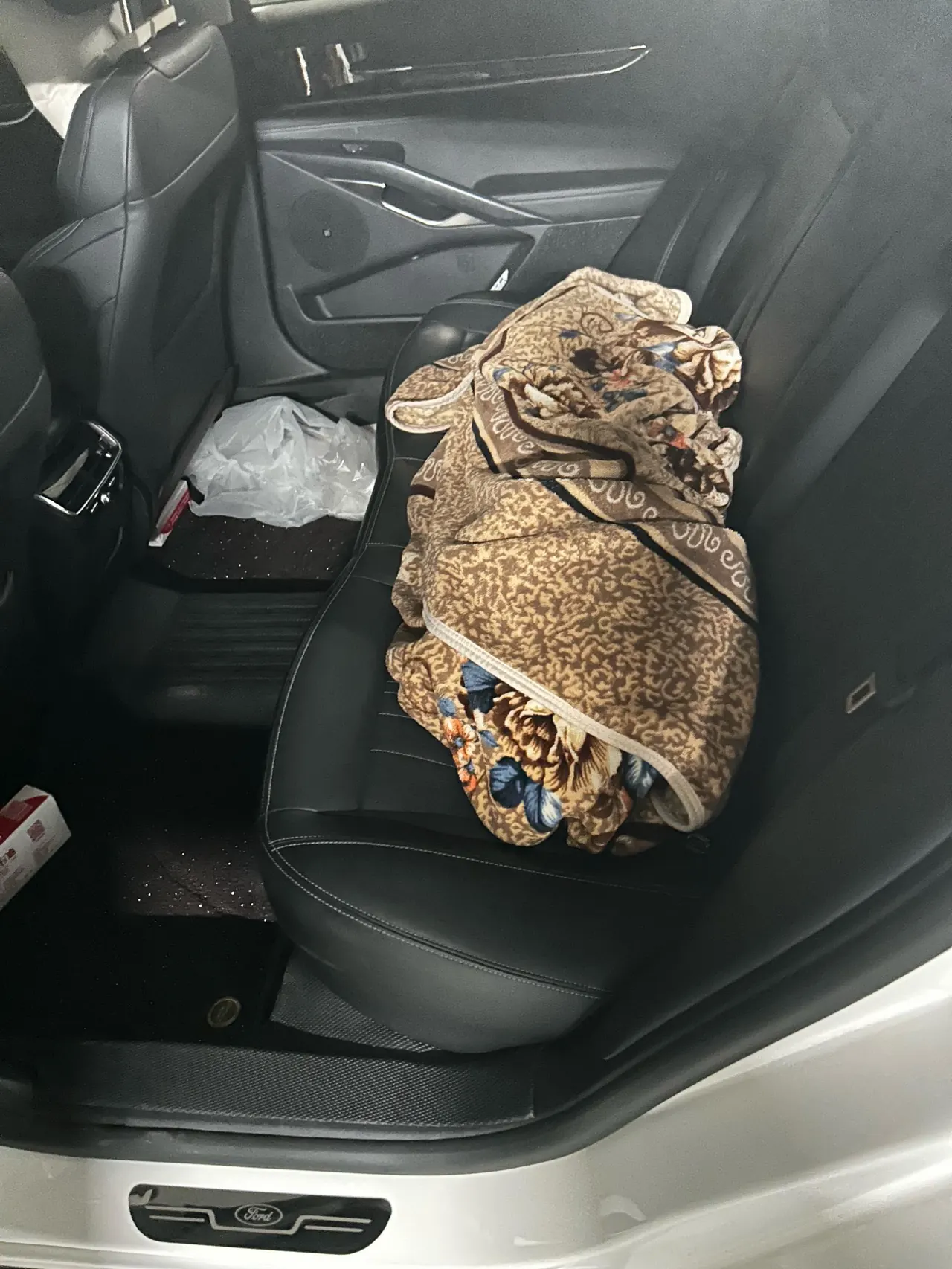 Ford 2025 Mondeo 2.0T EcoBoost Luxury Automatic 5