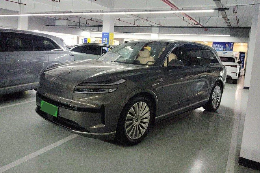 ONVO 2025 L90 Ultra Six‑Seater Automatic - View 1