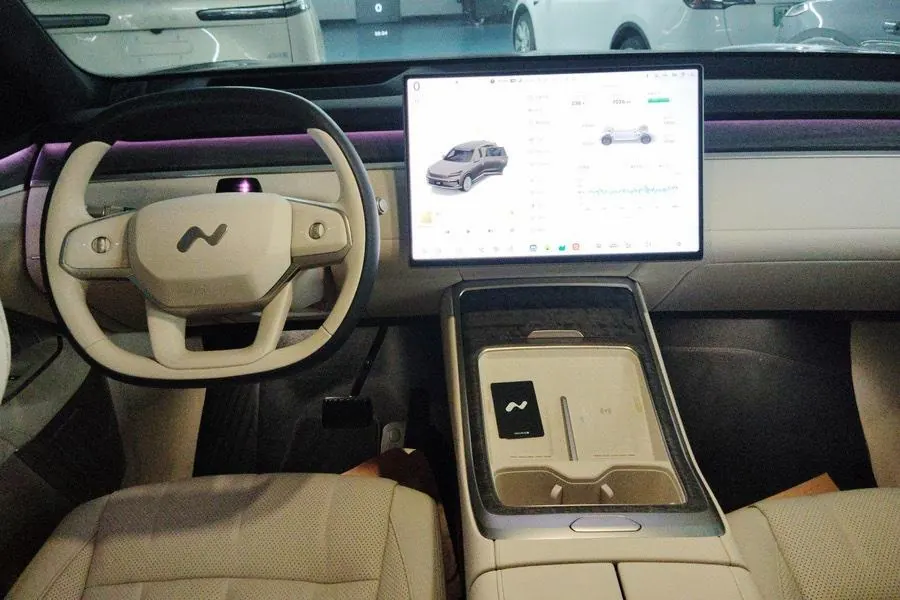 ONVO 2025 L90 Ultra Six‑Seater Automatic 3