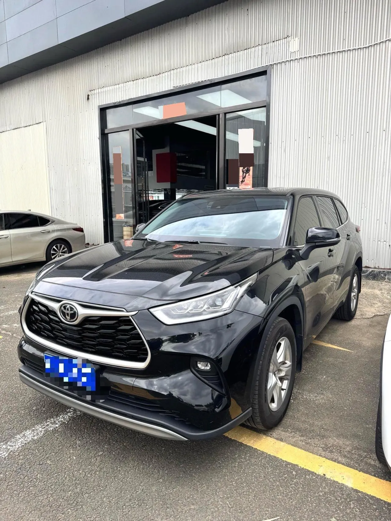 Toyota 2026 Highlander Dual Engine 2.5 Stepless Intelligent Electric Hybrid Two-Drive Elite Edition 5-seat Automatic Transmission - View 1