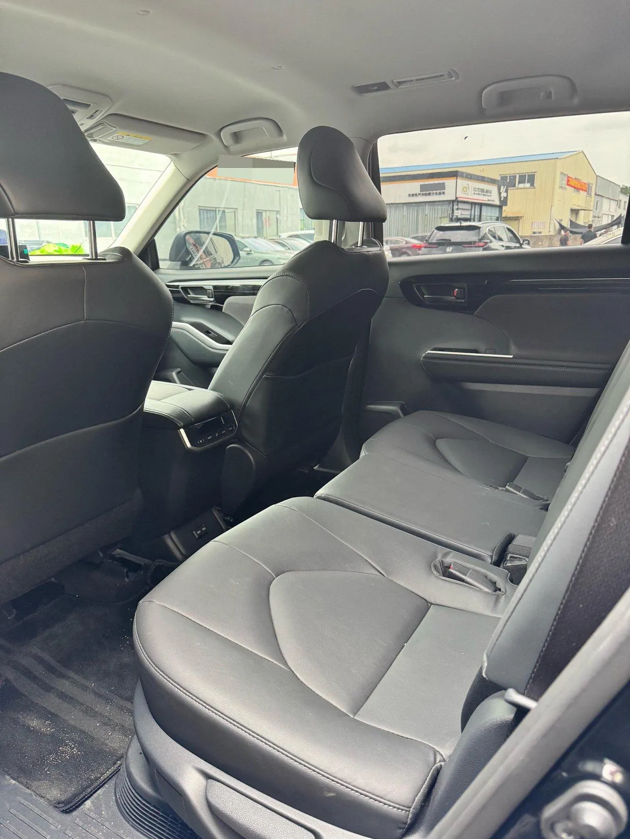 Toyota 2026 Highlander Dual Engine 2.5 Stepless Intelligent Electric Hybrid Two-Drive Elite Edition 5-seat Automatic Transmission 4