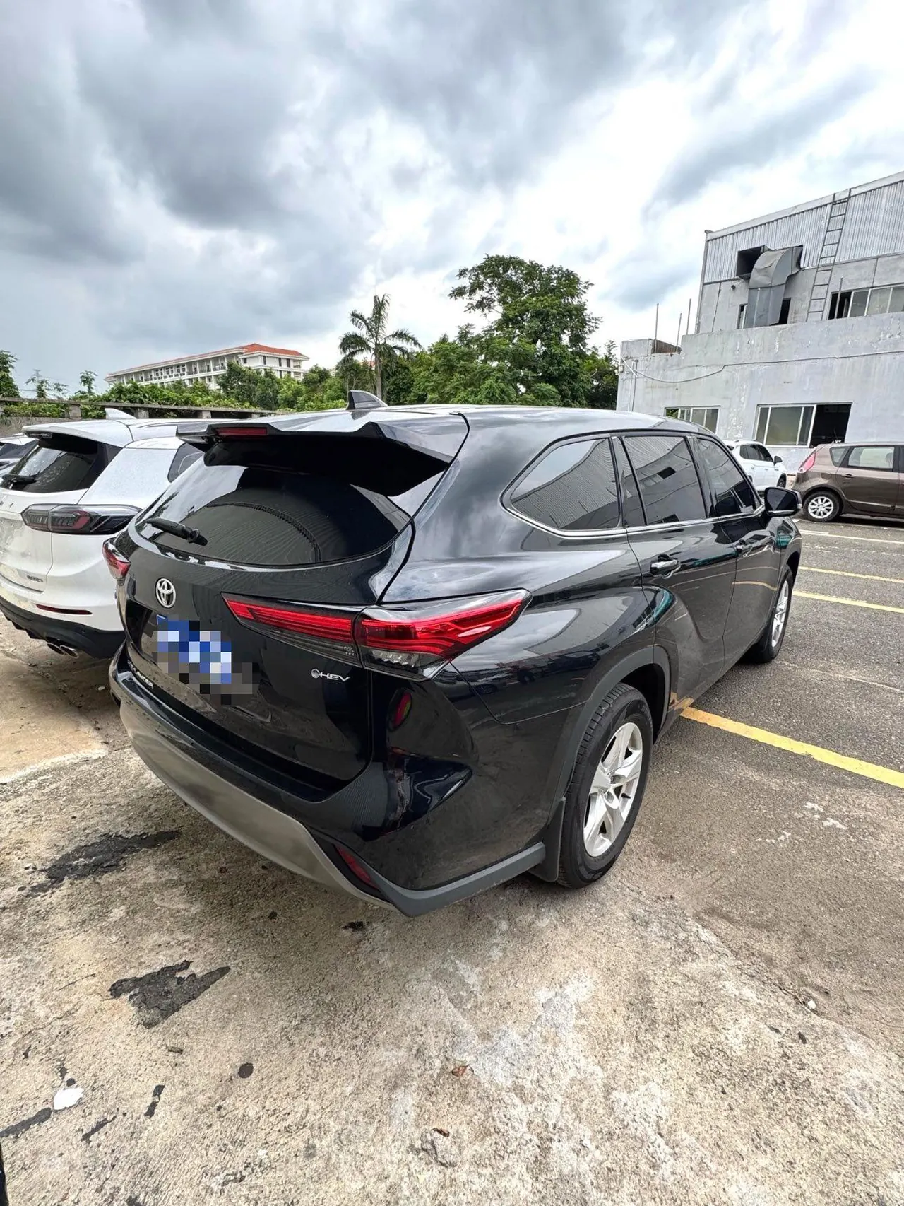 Toyota 2026 Highlander Dual Engine 2.5 Stepless Intelligent Electric Hybrid Two-Drive Elite Edition 5-seat Automatic Transmission 6