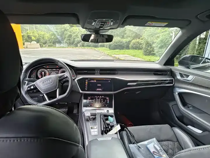 Audi A6L 2023 to 55 TFSI quattro Enjoy Dynamic 9