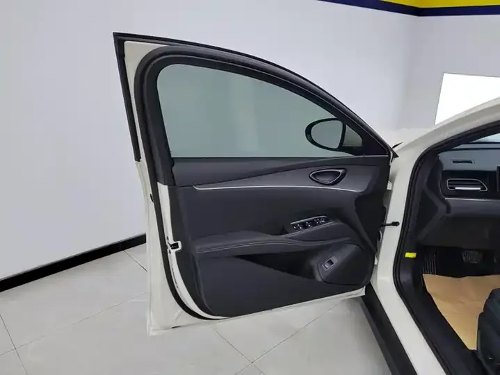 Seal 06 2024 DM-i 120KM Honor Model 7
