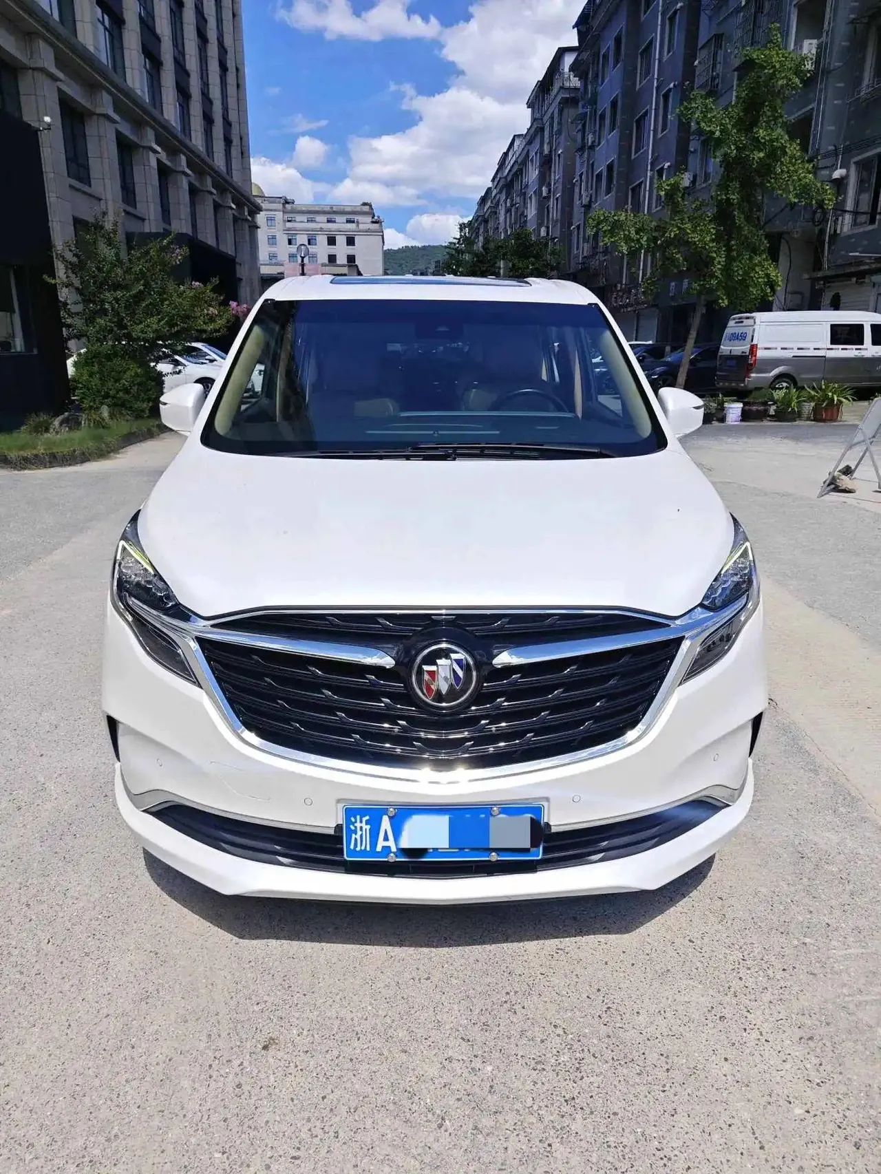 Buick 2021 GL8 ES Lu Zun 2.0T 653T Exclusive Automatic Gear 2