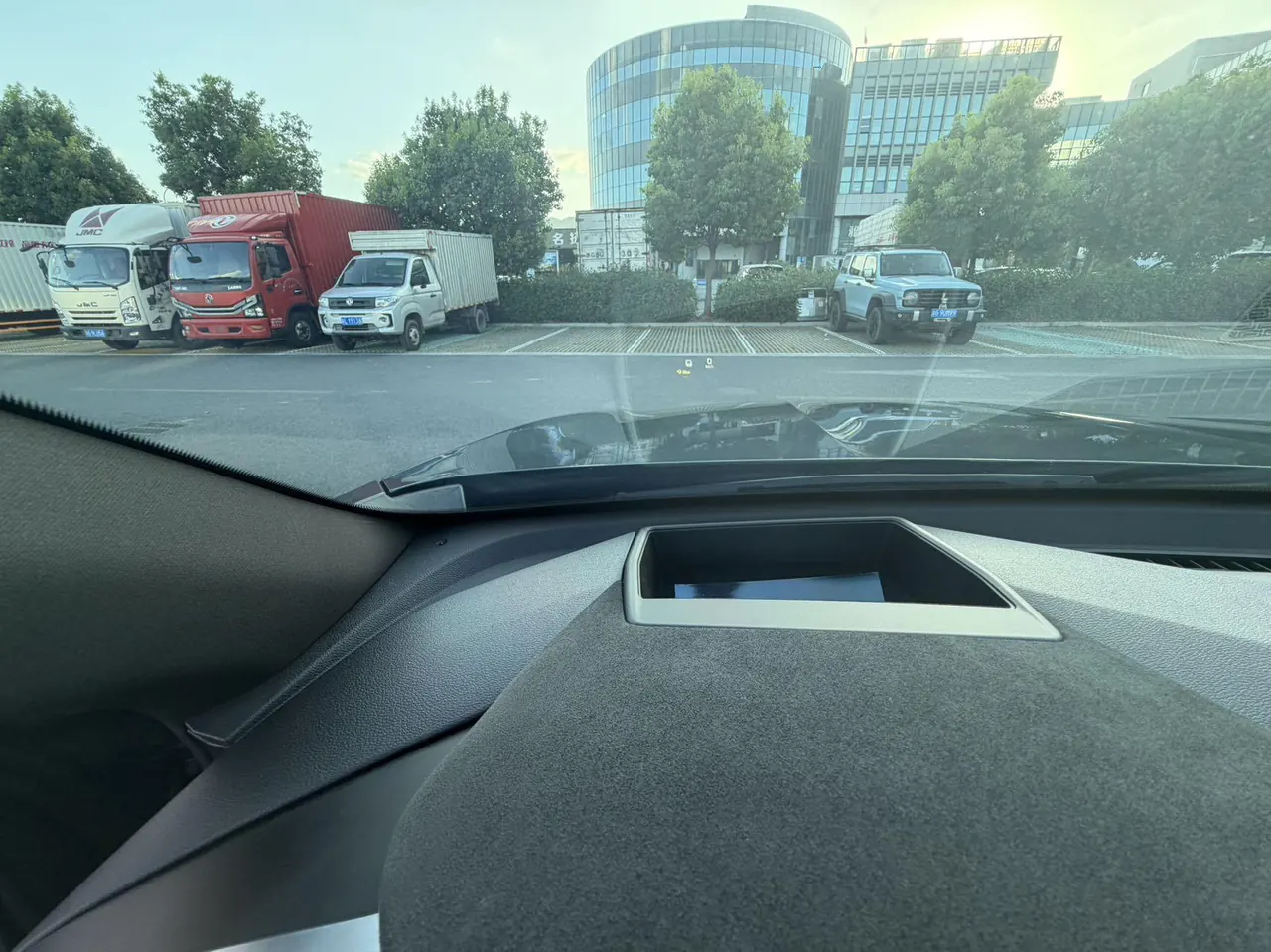 Geely 2021 xingyue S 2.0TD two-drive lightning version automatic gear 12