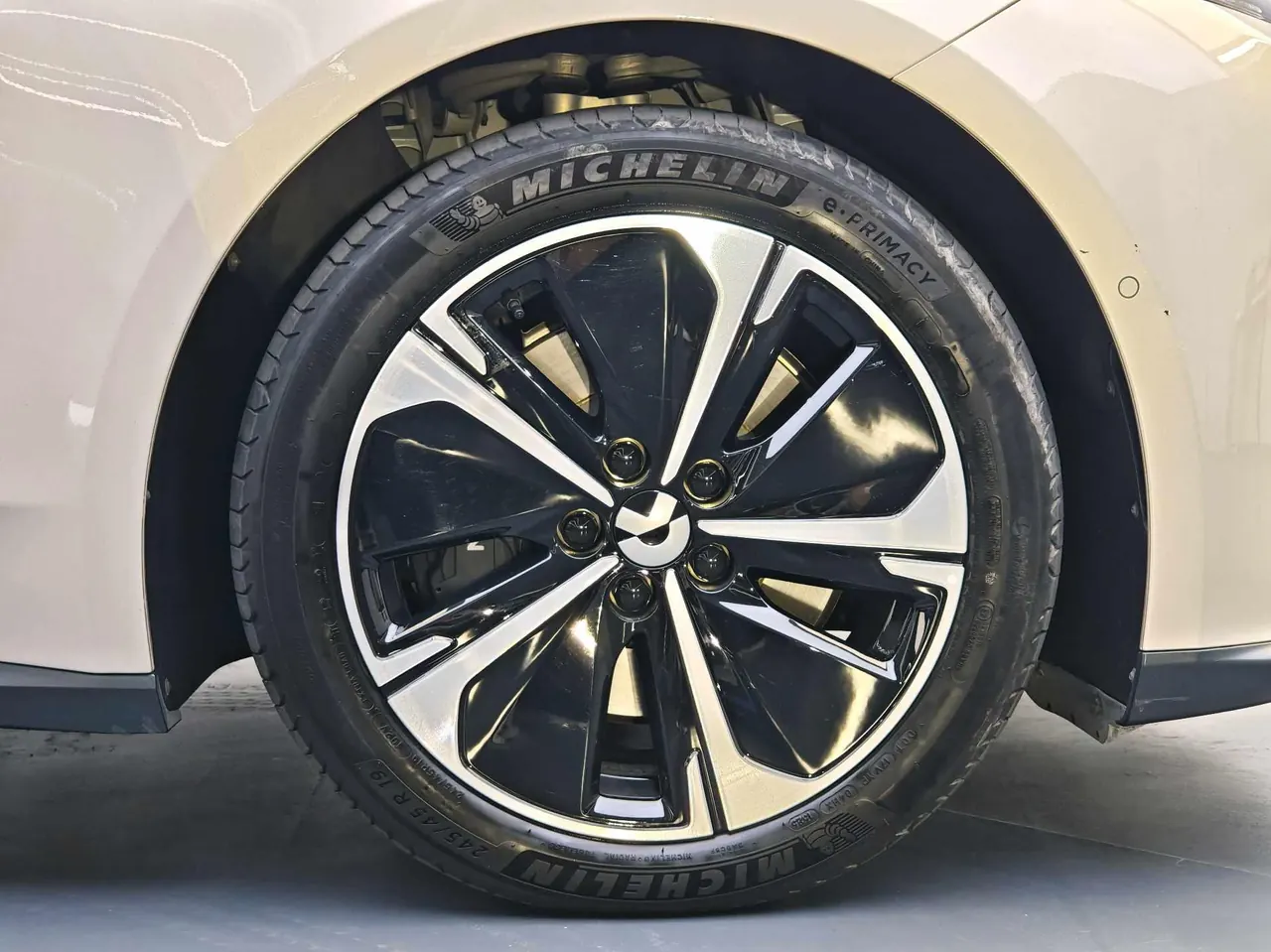 NIO 2024 ET5T 100kWh Touring automatic 14