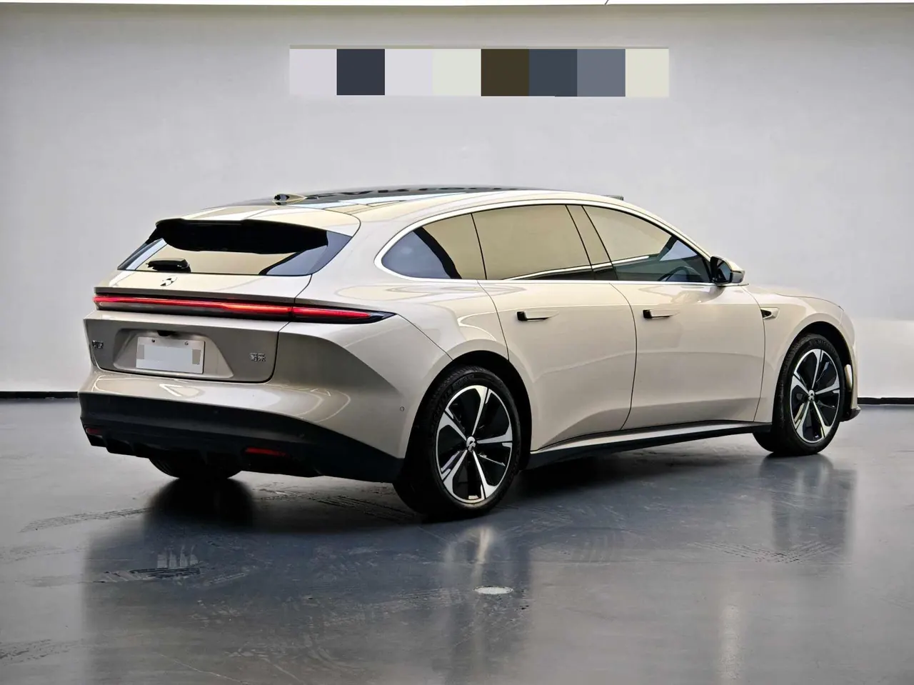 NIO 2024 ET5T 100kWh Touring automatic 6