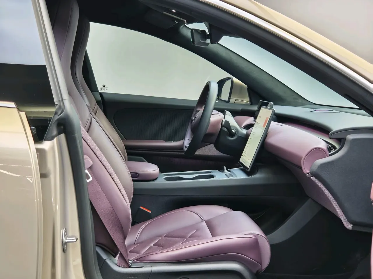 NIO 2024 ET5T 100kWh Touring automatic 7