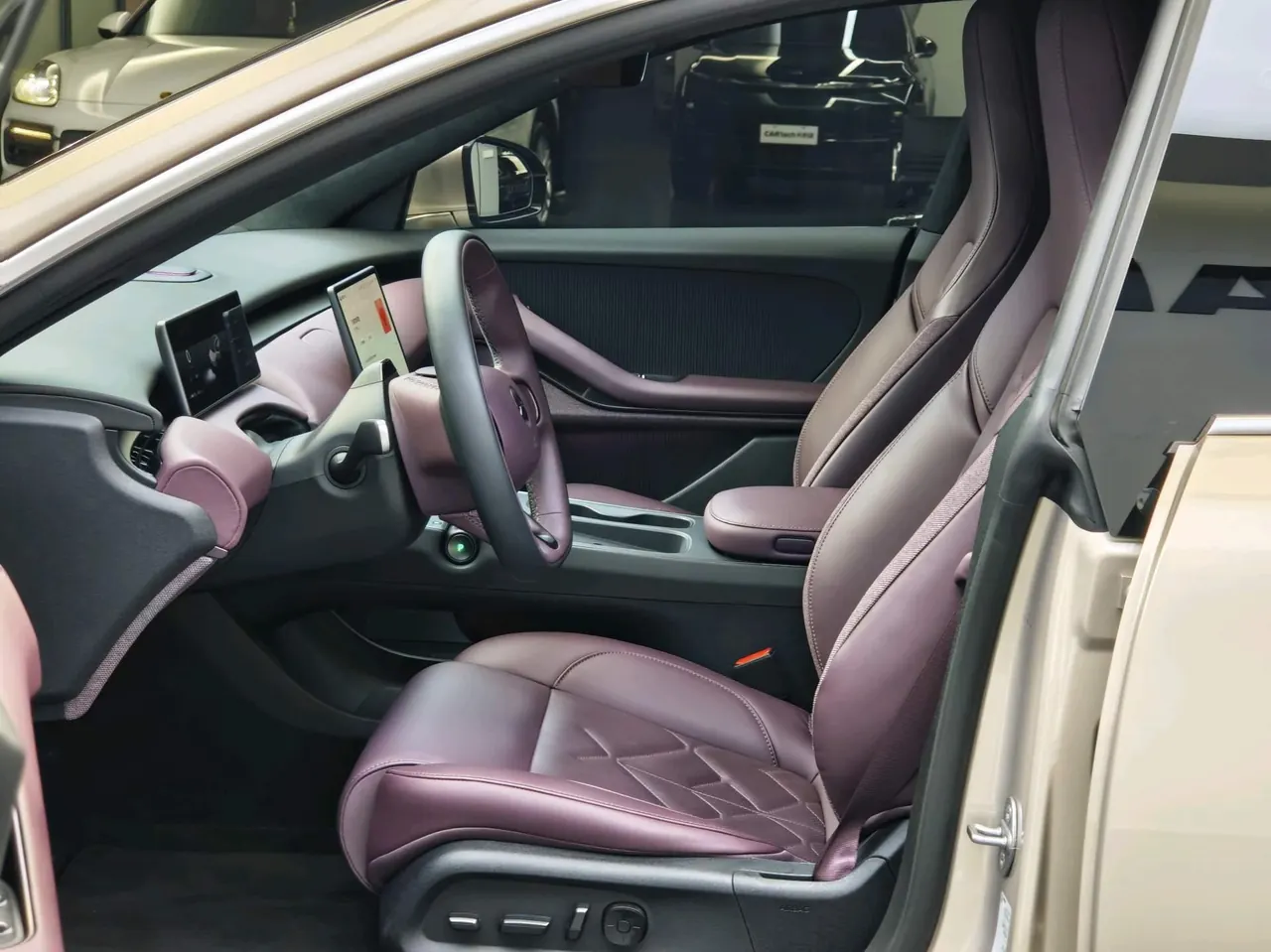 NIO 2024 ET5T 100kWh Touring automatic 8
