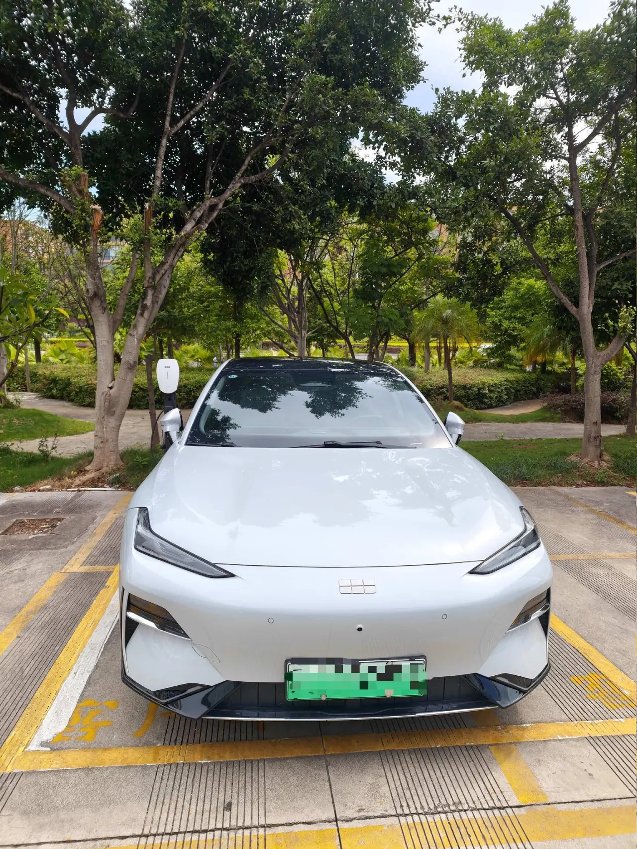Geely Galaxy 2025 E 8 700km sailing smart driving version of automatic gear 3