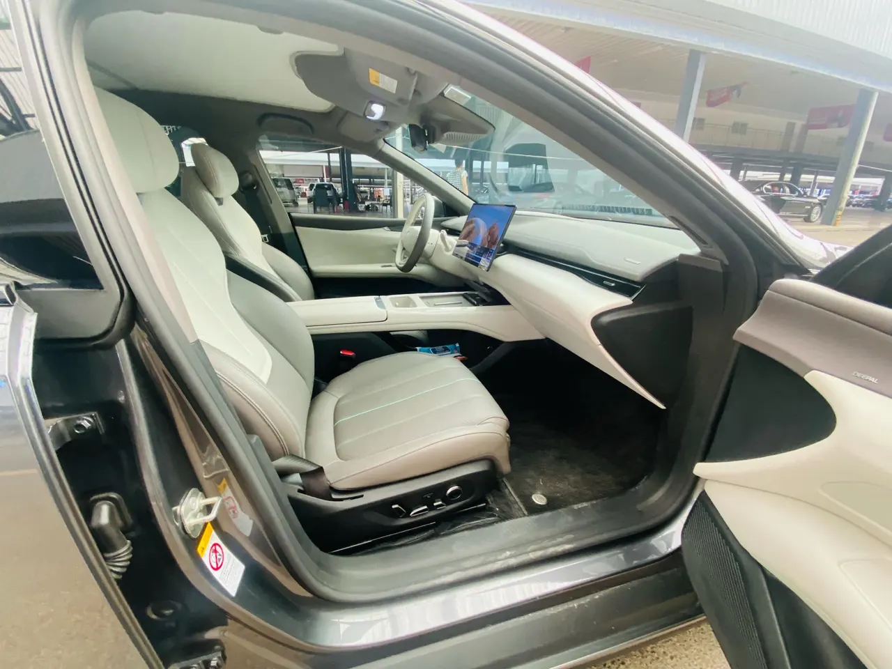 ChangAn Deepal 2024 L 07 530Max Gankun Zhijia ADS SE Pure Electric Edition Automatic Gear 5