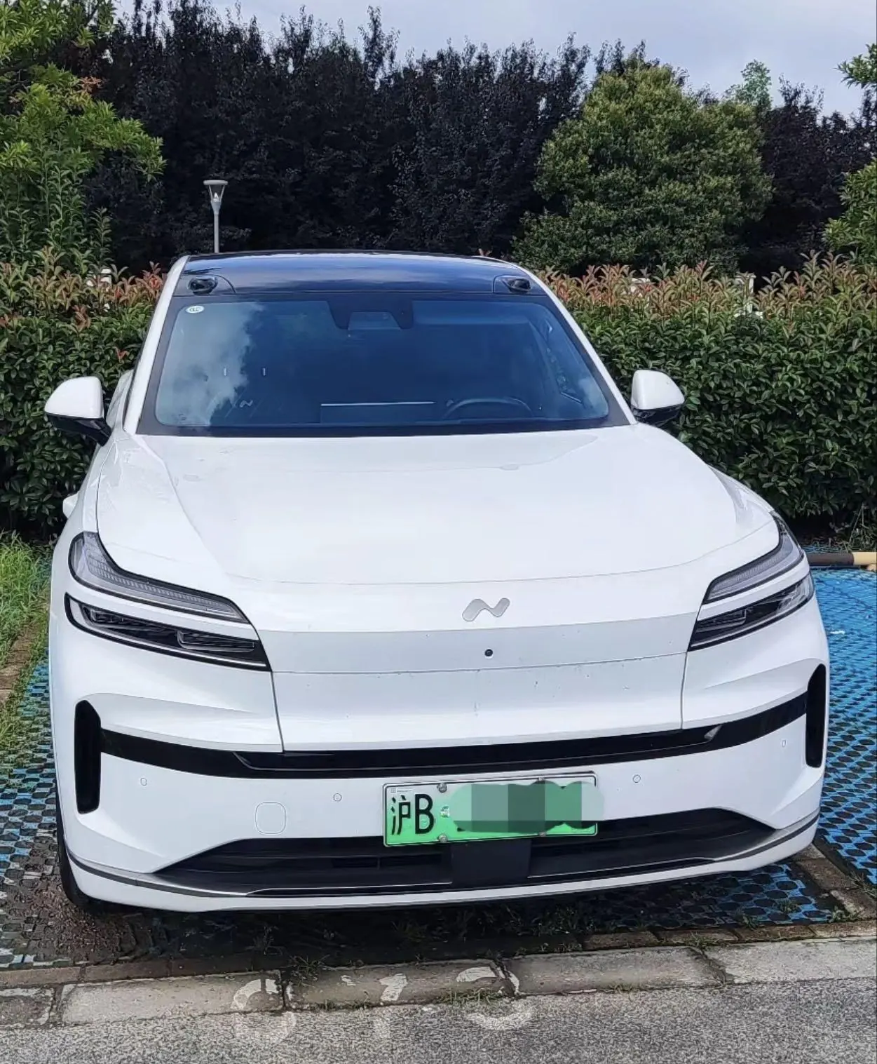 ONVO 2025 L90 Pro six-seat automatic gear 2