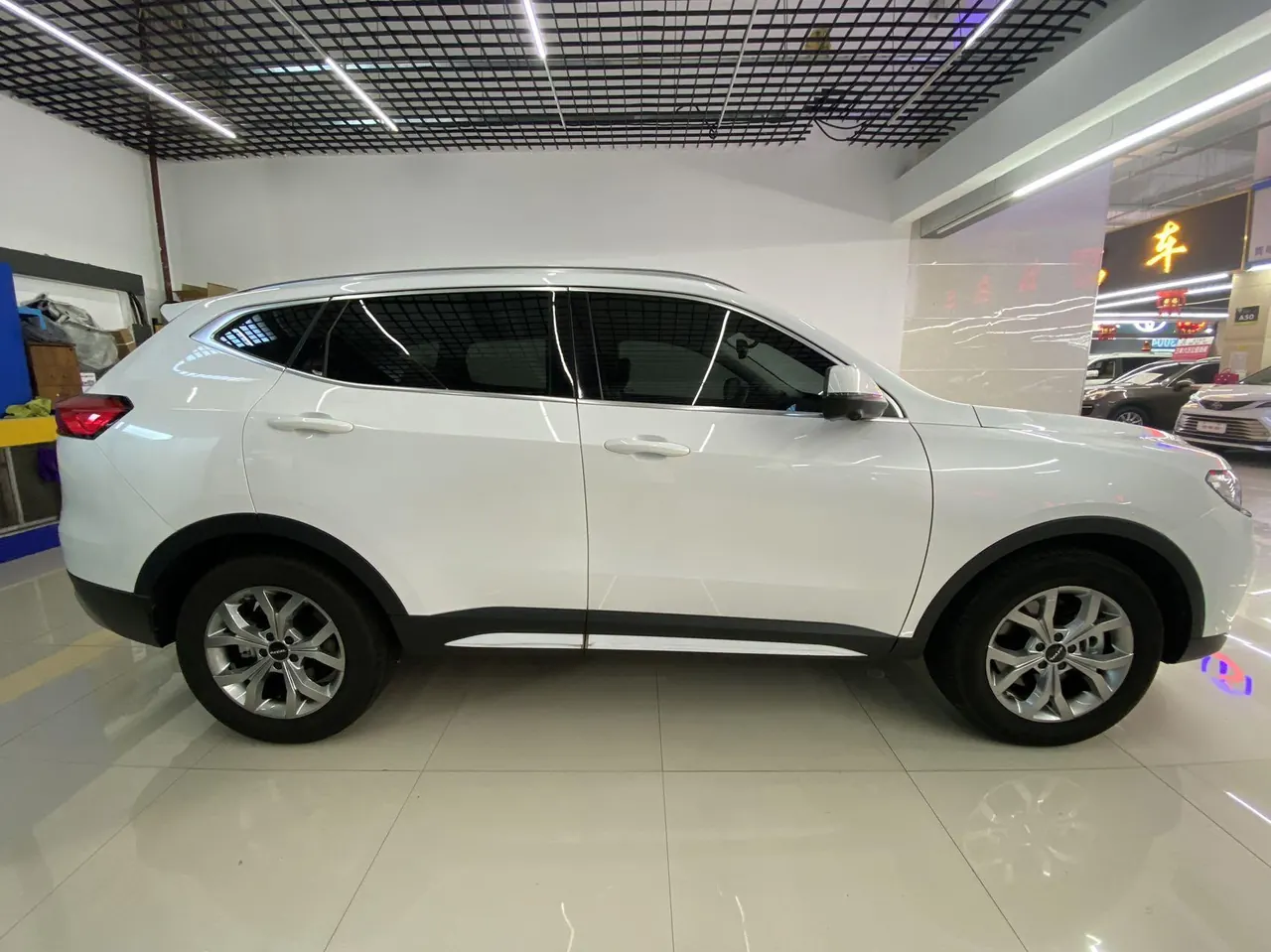 Haval 2021 H6 1.5T Champion Edition Automatic Gear 4