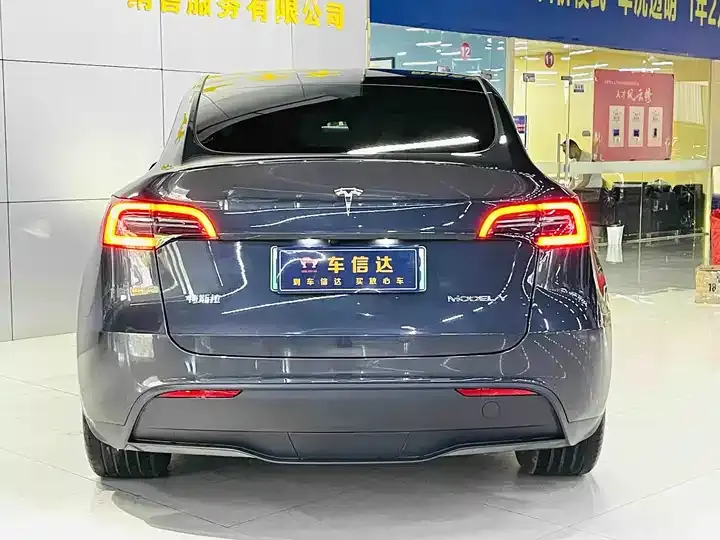 Model Y 2024 rear-wheel drive version 9