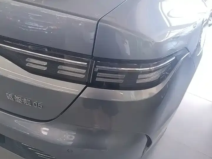 Destroyer 05 2024 Glory Edition DM-i 55km Luxury Model 8