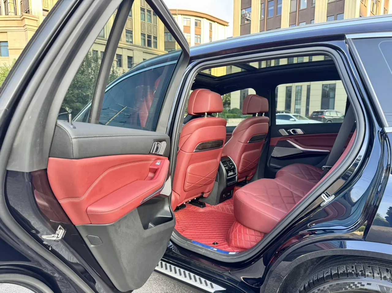 BMW 2022 X5 xDrive40Li 48V 3.0T M sports suit (modified) automatic gear 4