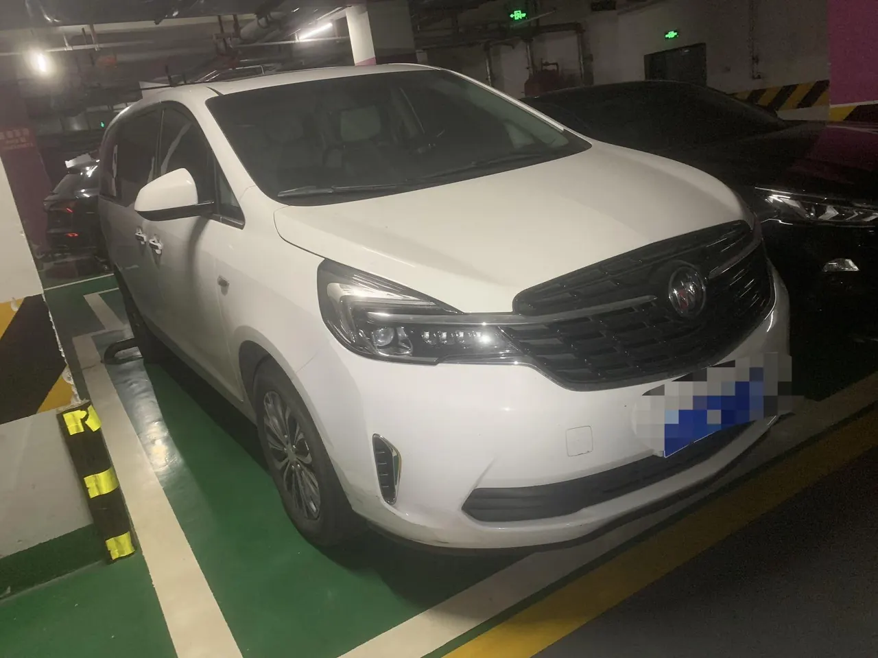 Buick 2021 GL8 Land Business Class 2.0T 652T Comfortable Automatic Gear 3