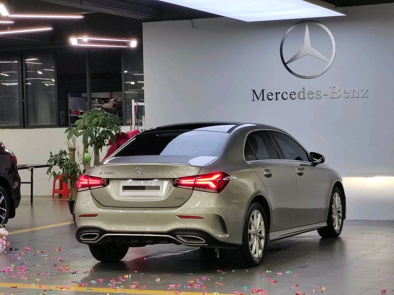 Mercedes Benz Class A 2021 A 200 L 1.3T Fashion Automatic Gear 4
