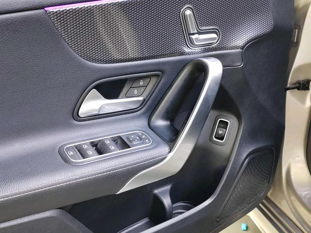 Mercedes Benz Class A 2021 A 200 L 1.3T Fashion Automatic Gear 8