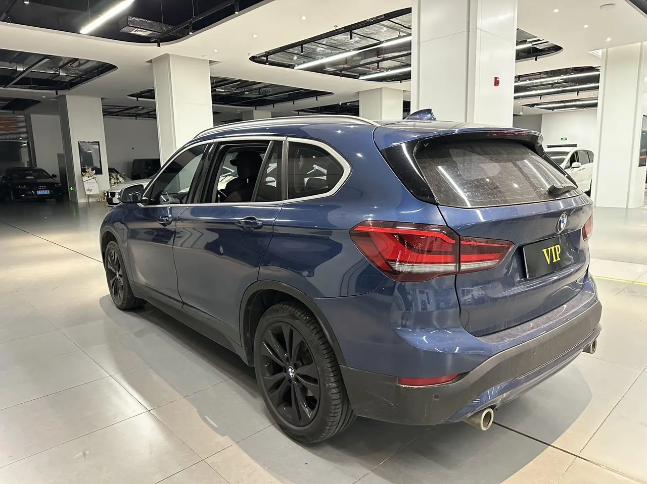 BMW 2021 X1 sDrive20Li 1.5T fashion automatic gear 4