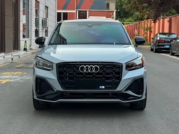 Audi Q2L 2022 35 TFSI Fashion Dynamic 2