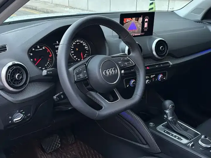 Audi Q2L 2022 35 TFSI Fashion Dynamic 7
