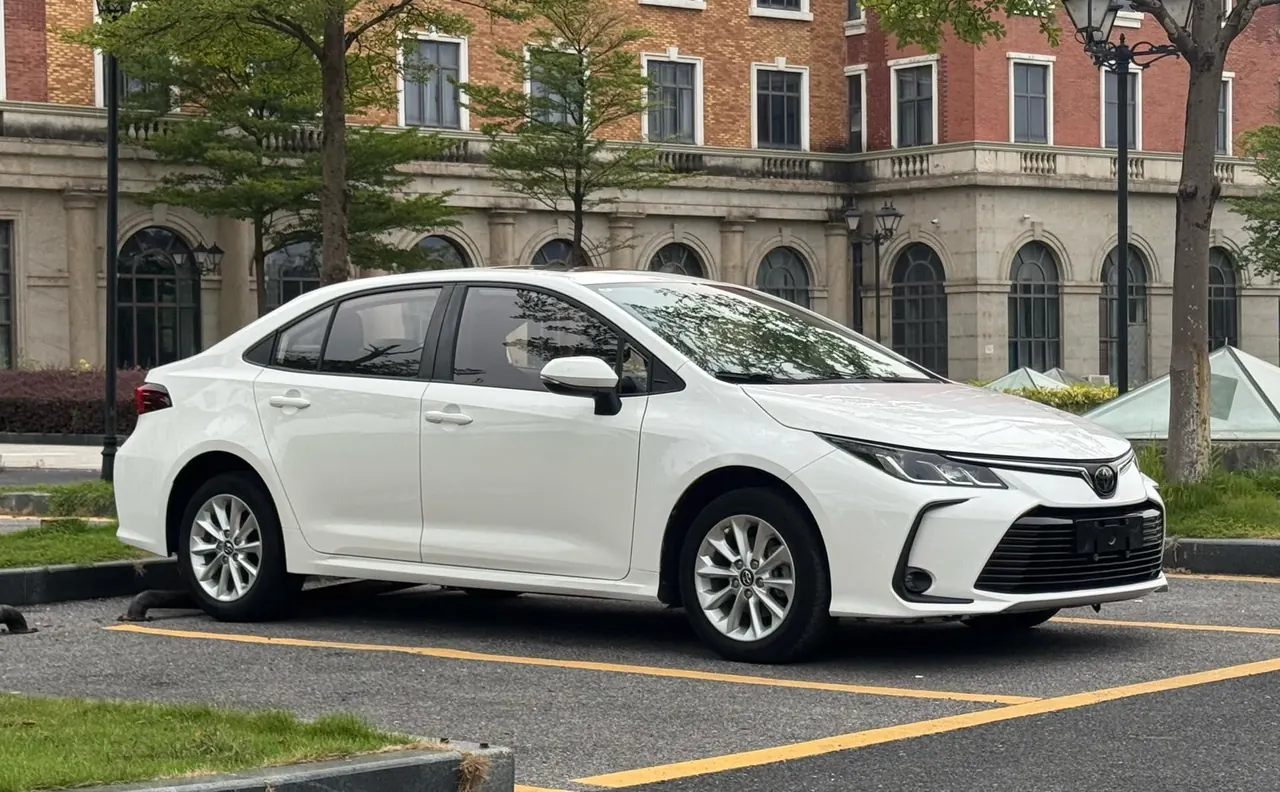 Toyota 2021 corolla 1.2T stepless elite PLUS version of automatic gear 3