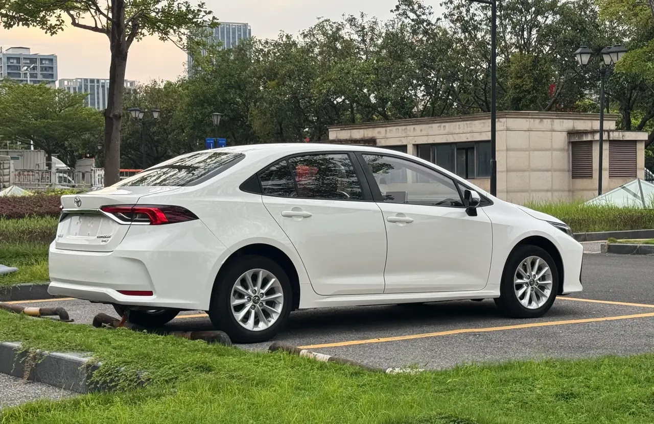 Toyota 2021 corolla 1.2T stepless elite PLUS version of automatic gear 6