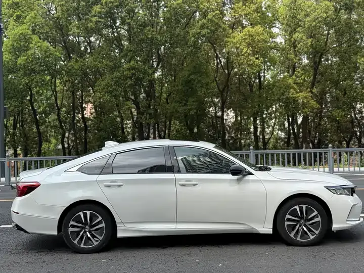 Inspire 2022 Model, Sporty Hybrid, 2.0L, Jingzhi Edition 4