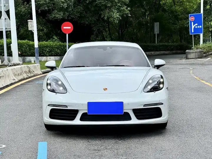 Porsche 718 2022 Cayman 2.0T 2