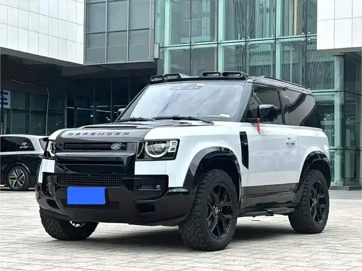 Open image lightbox: Land Rover Guard 2022 90 2.0T P300 Tiger Ambition Edition
