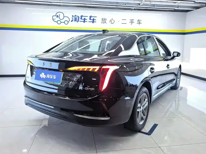 HongQi E-QM5 2025 500km Travel Edition 3