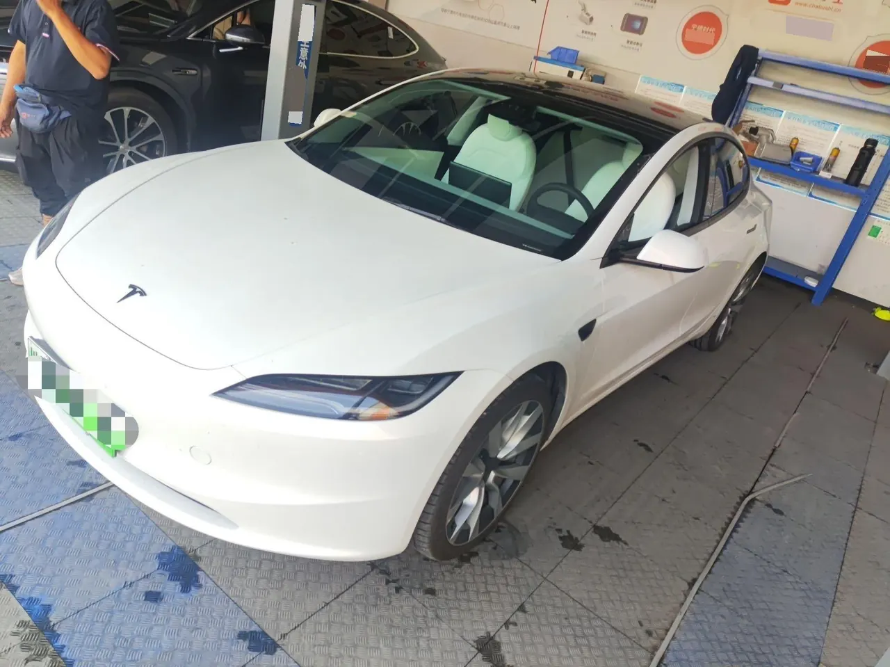 Tesla 2025 Model 3 long endurance rear wheel drive version (modified) automatic gear - View 1