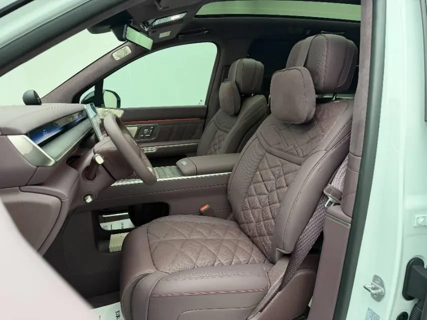 NIO 2026 ES 9 102kWh Administrative Island Signature Edition Automatic Gear 7