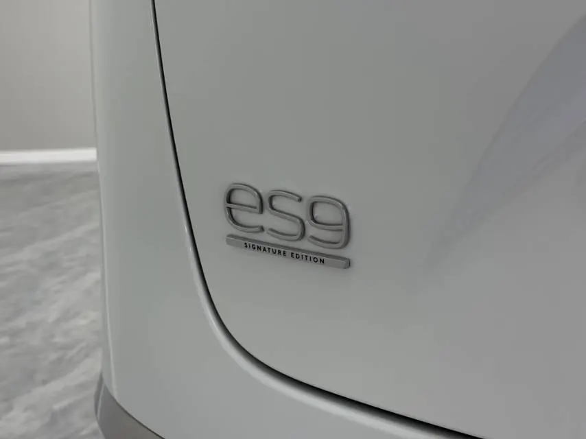 NIO 2026 ES 9 102kWh Administrative Island Signature Edition Automatic Gear 9
