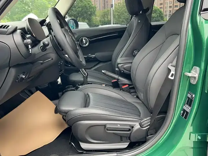 MINI 2021 2.0T COOPER S Artist Five Door Edition 7