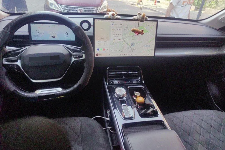 WuLing 2024 Starlight EV Co-creation 510 Advanced Automatic Gear 4