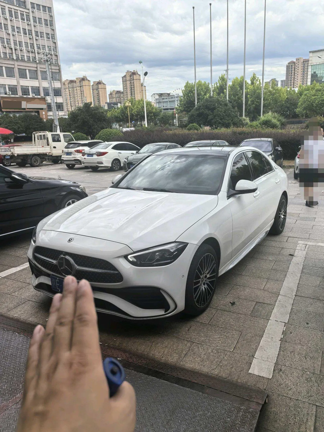 Mercedes Benz Class C 2025 C 260 L 48V 1.5T Sports Edition Automatic Gear - View 1