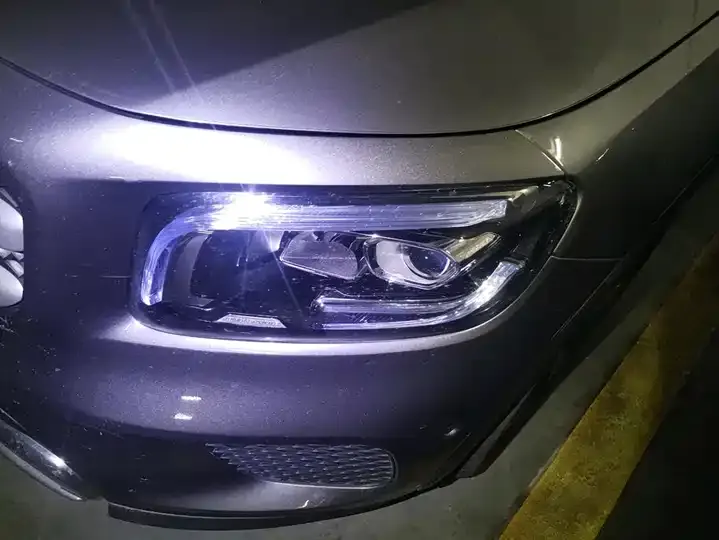 Mercedes Benz GLB 2023 GLB 220 Fashion 5