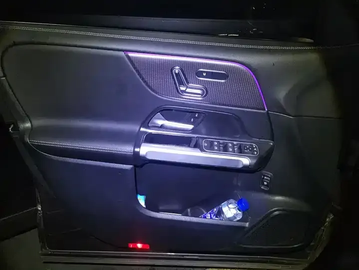 Mercedes Benz GLB 2023 GLB 220 Fashion 7