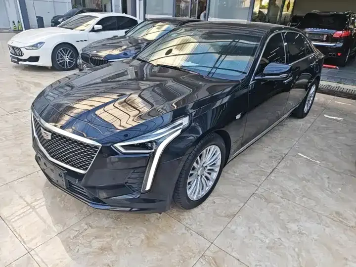 Cadillac CT6 2022 28T fashion model - View 1