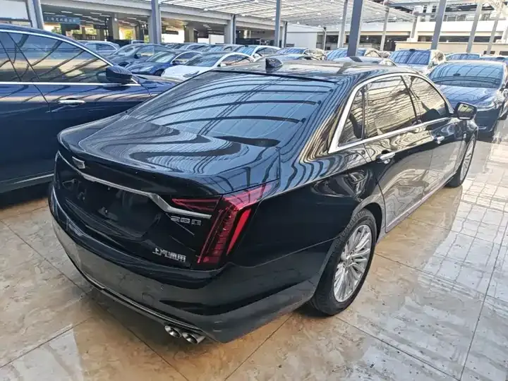 Cadillac CT6 2022 28T fashion model 7