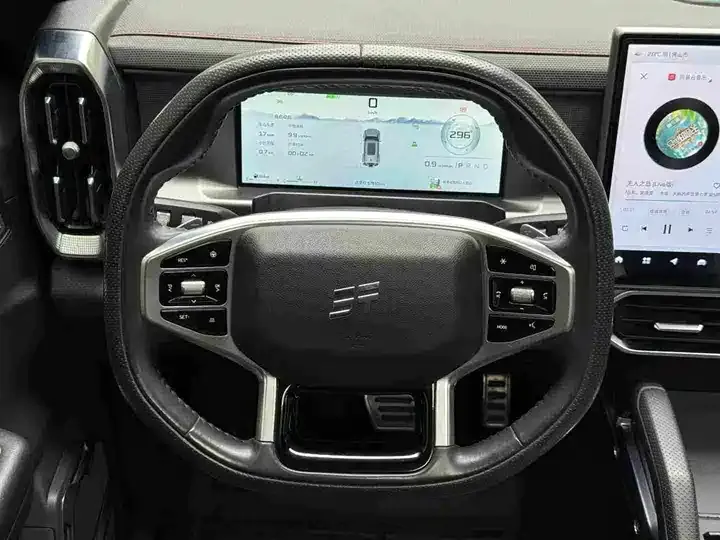 Jetour Traveler 2023 2.0T Four-wheel Drive Through PRO 6
